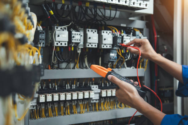 Best Affordable Emergency Electrician  in Benton Harbor, MI